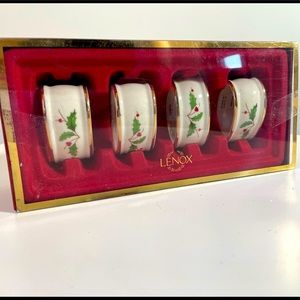 Lenox Christmas Napkin ring holders 4 pck